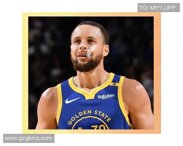 勇士与独行侠对决库里展现王者风范引领球队争夺胜利 勇士与独行侠对决库里展现王者风范引领球队争夺胜利